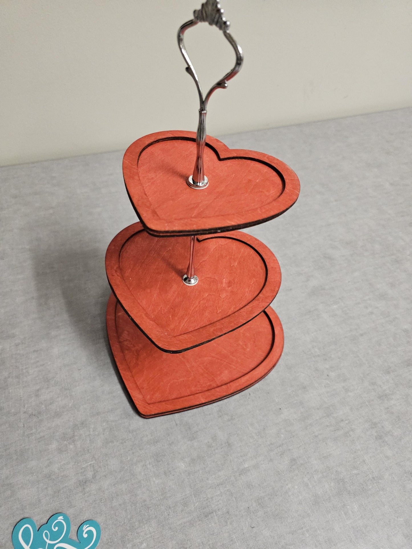 Heart Shaped 3 Tier Tray & Cupcake Stand – Pink or Red, Perfect for Valentine's Day Dessert Display