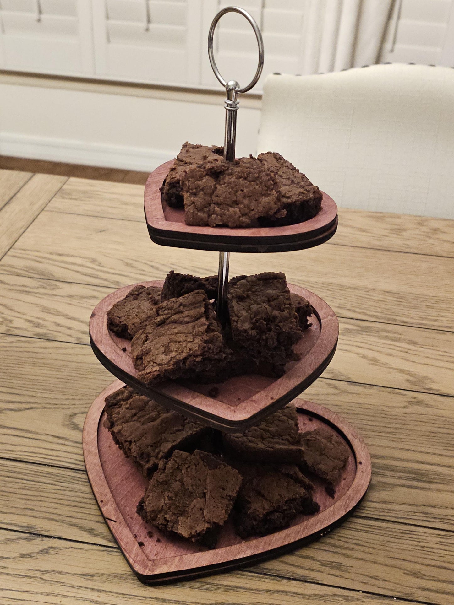 Heart Shaped 3 Tier Tray & Cupcake Stand – Pink or Red, Perfect for Valentine's Day Dessert Display