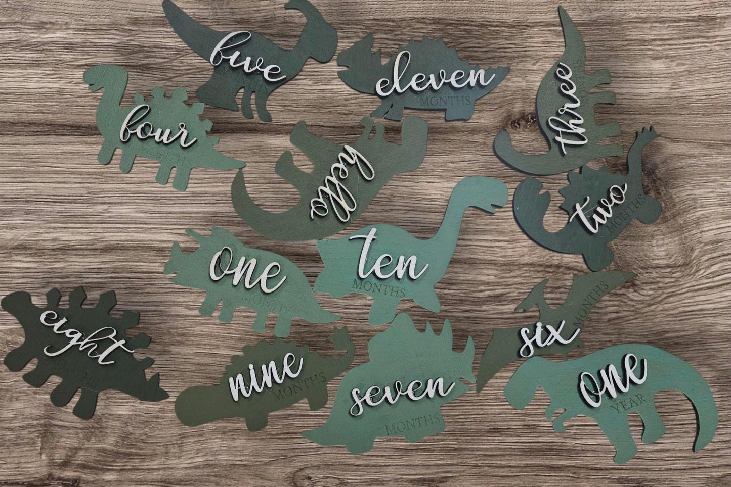 Dinosaur shaped Monthly Milestones, 3D Wooden dinosaurs babies first year Newborn to 1 Year