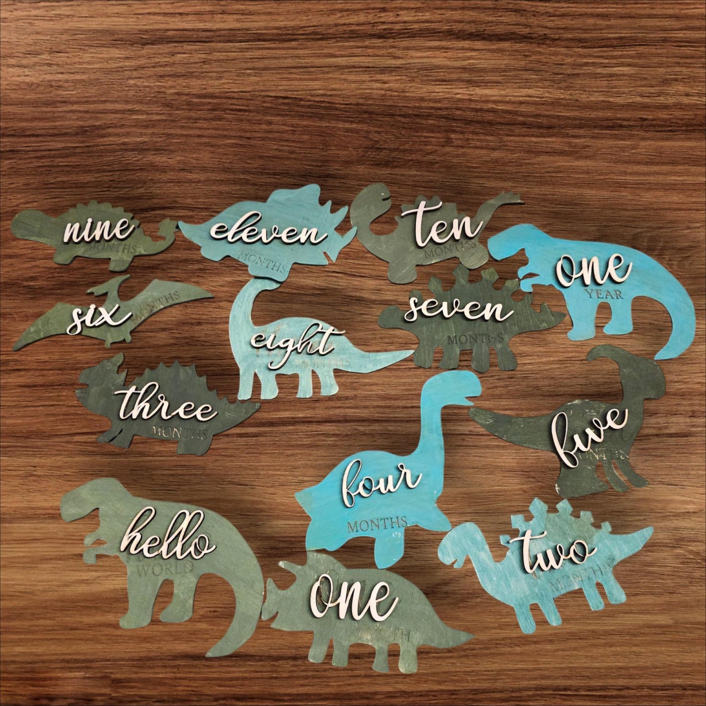 Dinosaur shaped Monthly Milestones, 3D Wooden dinosaurs babies first year Newborn to 1 Year