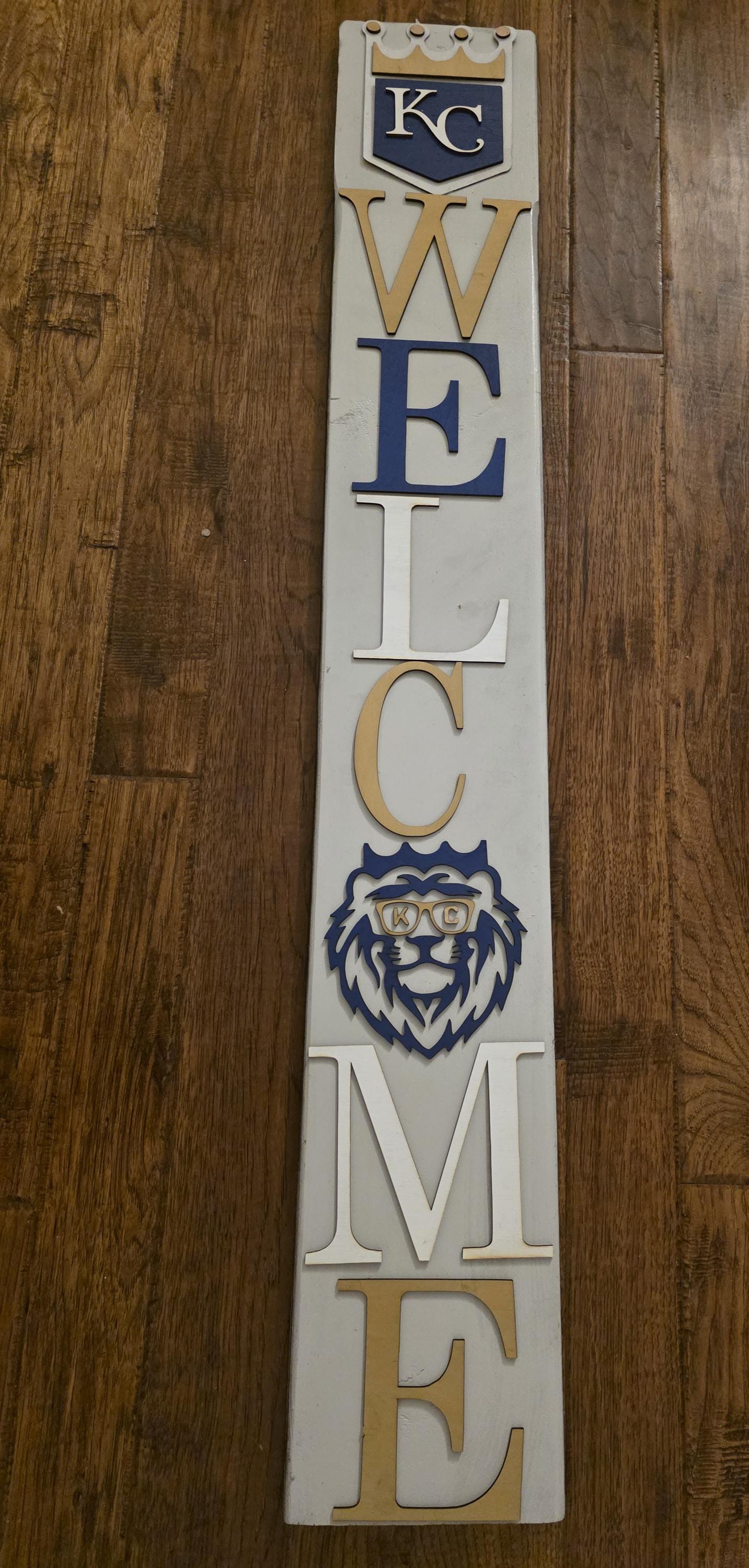 Porch Leaner Kansas City Royals Welcome Sign, 6 or 8 Inch KC Royals Porch