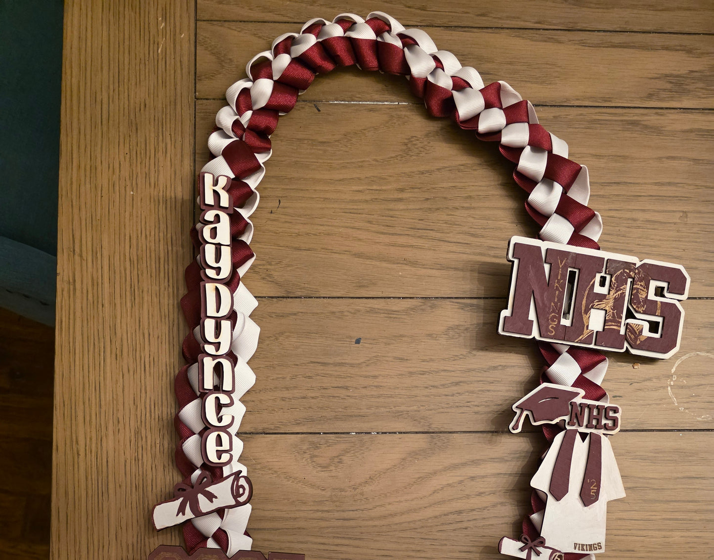 🎓 Custom Graduation Lei – Personalized Ribbon Lei with Name, School & Year 🎓