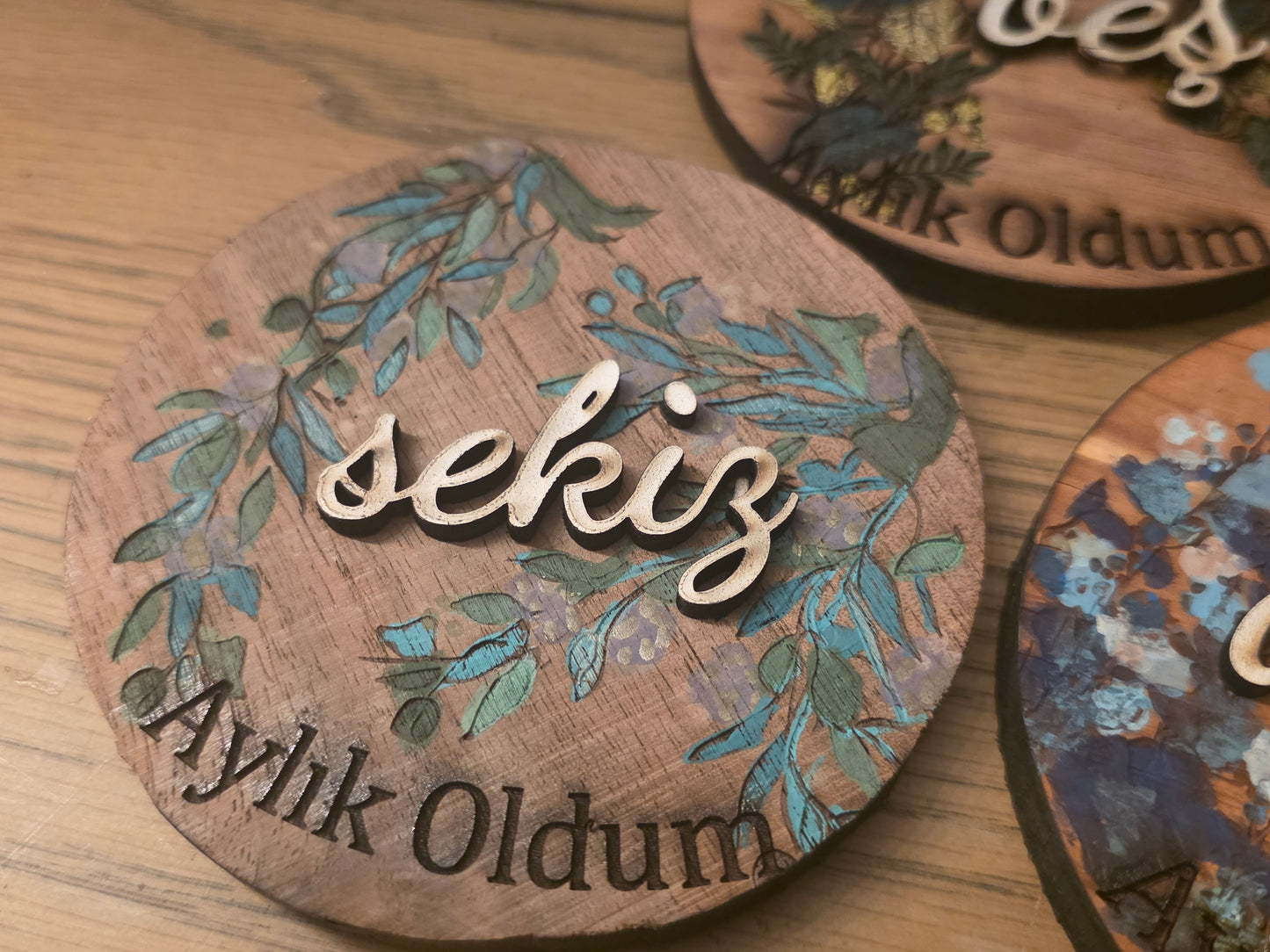 Vines and Leaves unisex Baby Milestone Discs: 3D Wooden Photo Props