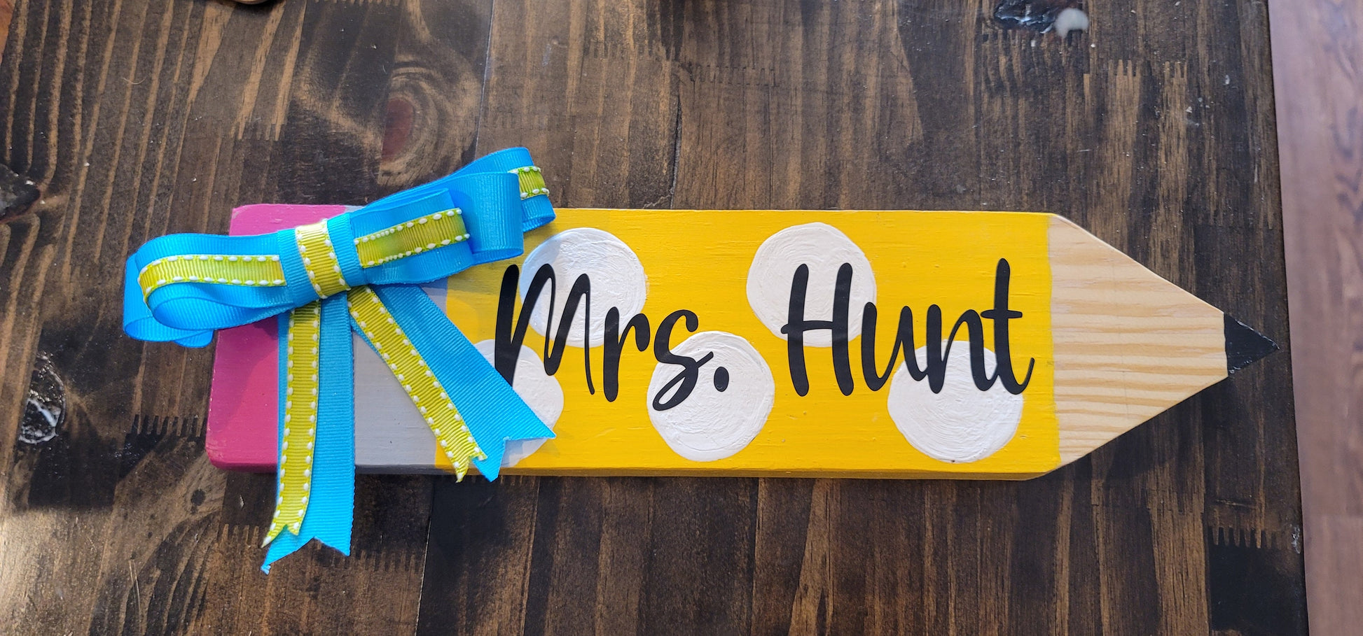 Personalised Pencil Shaped Pencil Holder with Polka Dots - Optional Bow in School Colors - Mascot Background Options - Teacher Gift