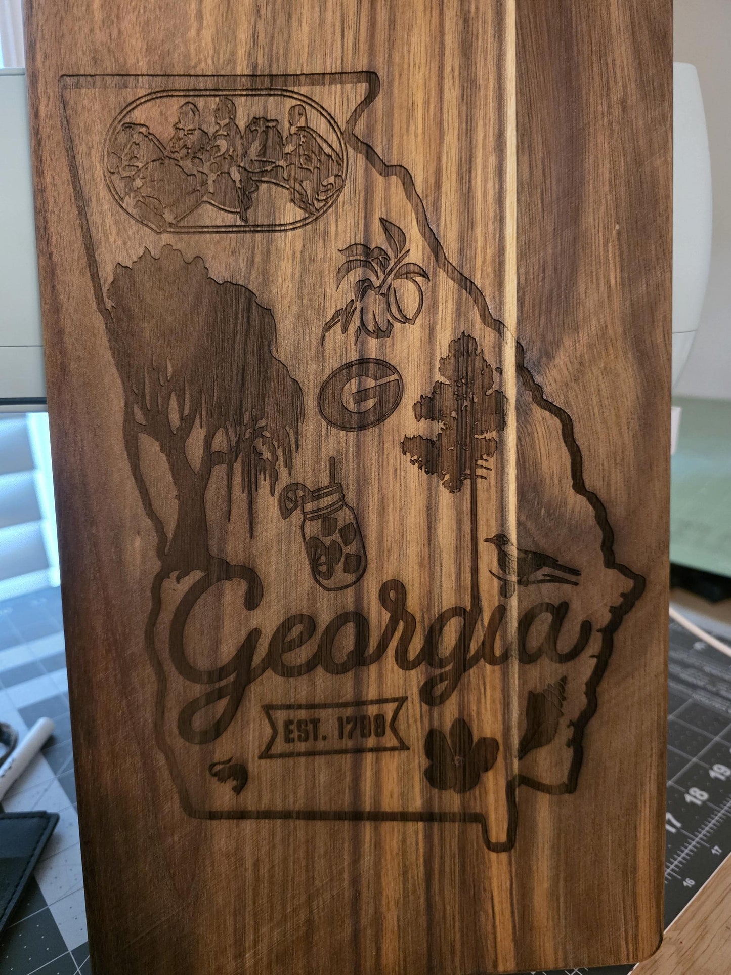Custom State themed Charcuterie Board Acacia Wood, Personalize 14x9 inches Cheese Board, Housewarming Gift